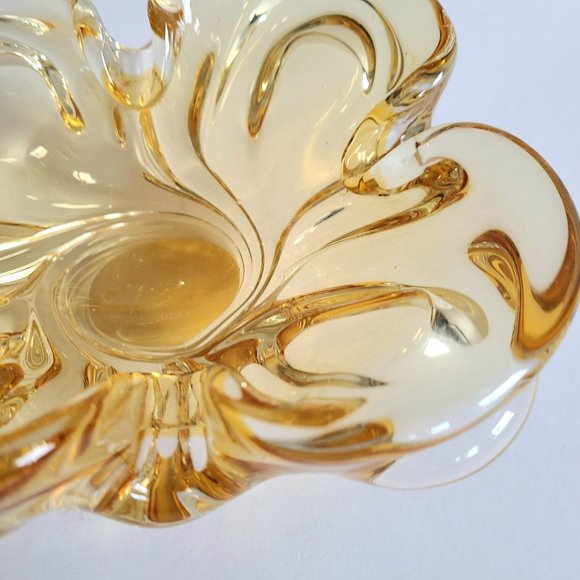 Chalet Other - Chalet Canada Amber Yellow Art Glass Flower Organic Shape Bowl.
